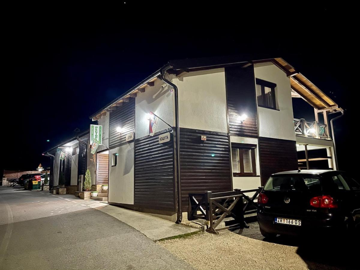 Apartmani Tarsko Jezero Zaovine Esterno foto