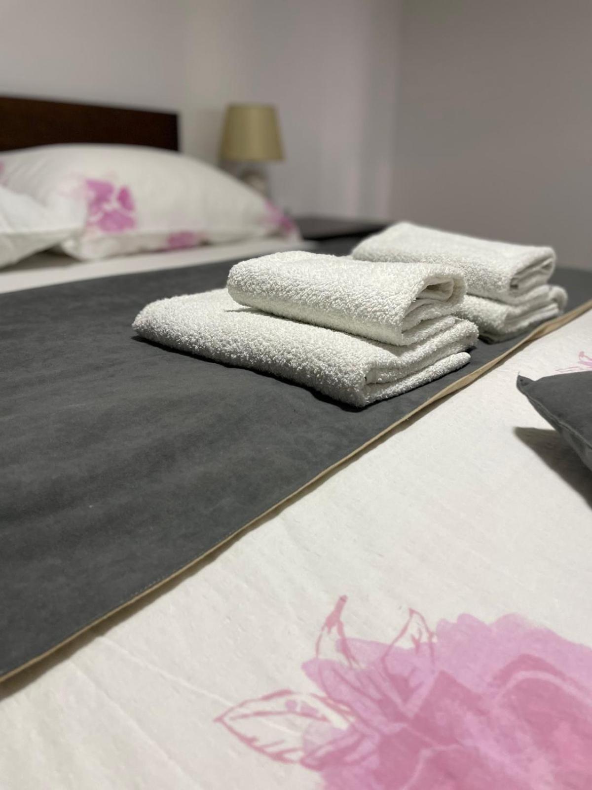 Apartmani Tarsko Jezero Zaovine Esterno foto