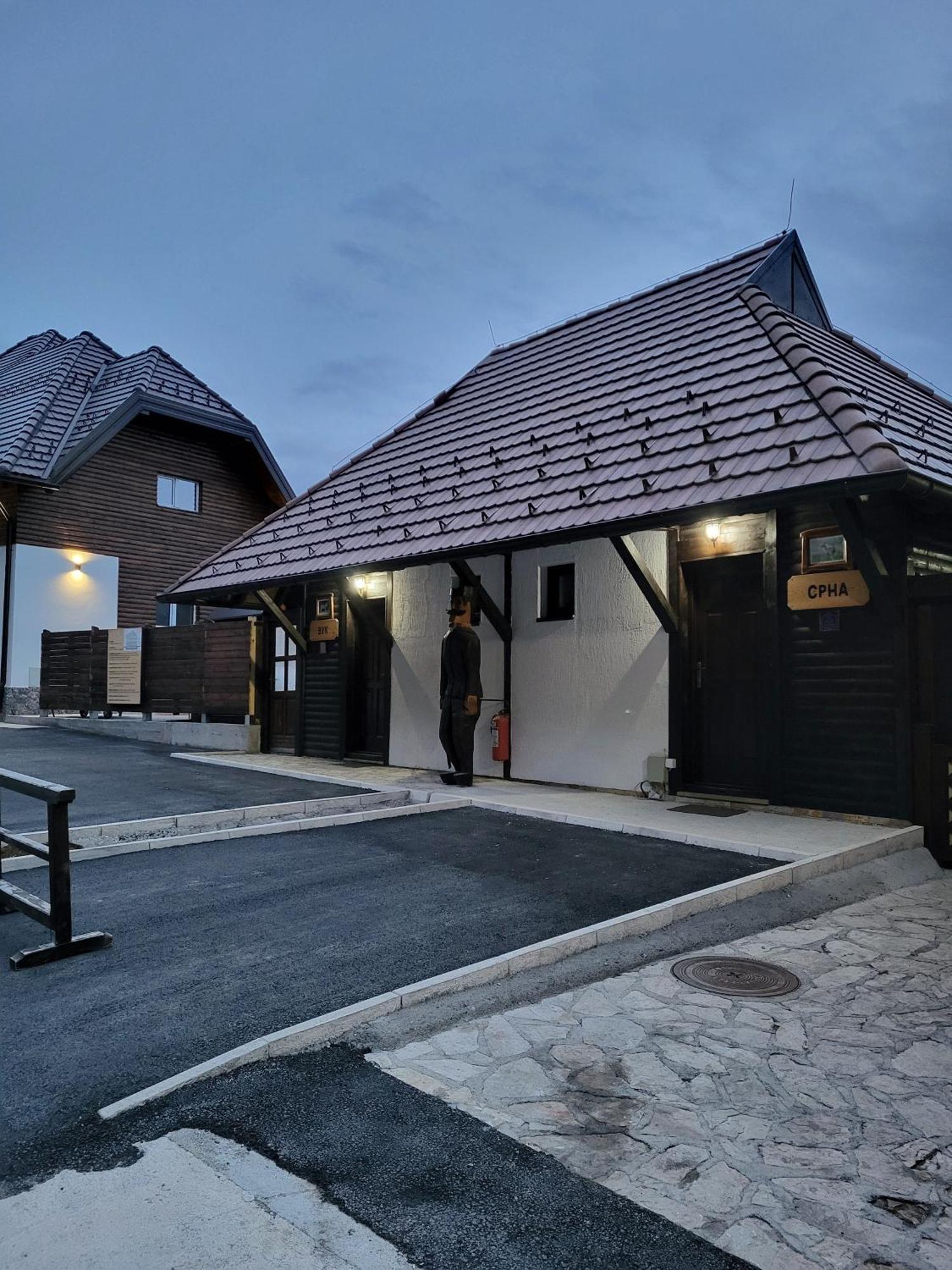 Apartmani Tarsko Jezero Zaovine Esterno foto